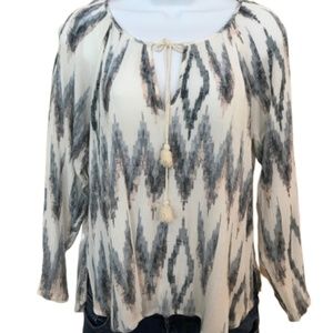 Beautiful rayon Aztec top, size small